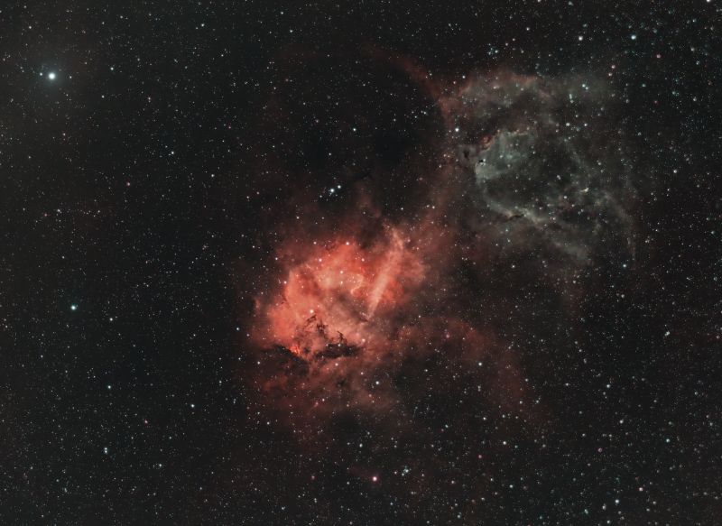 SH2-132 The Lion Nebula